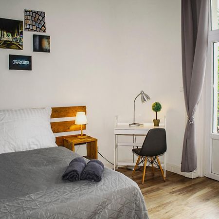 3 Room Apartment In The Beautiful Street Budapeşte Dış mekan fotoğraf