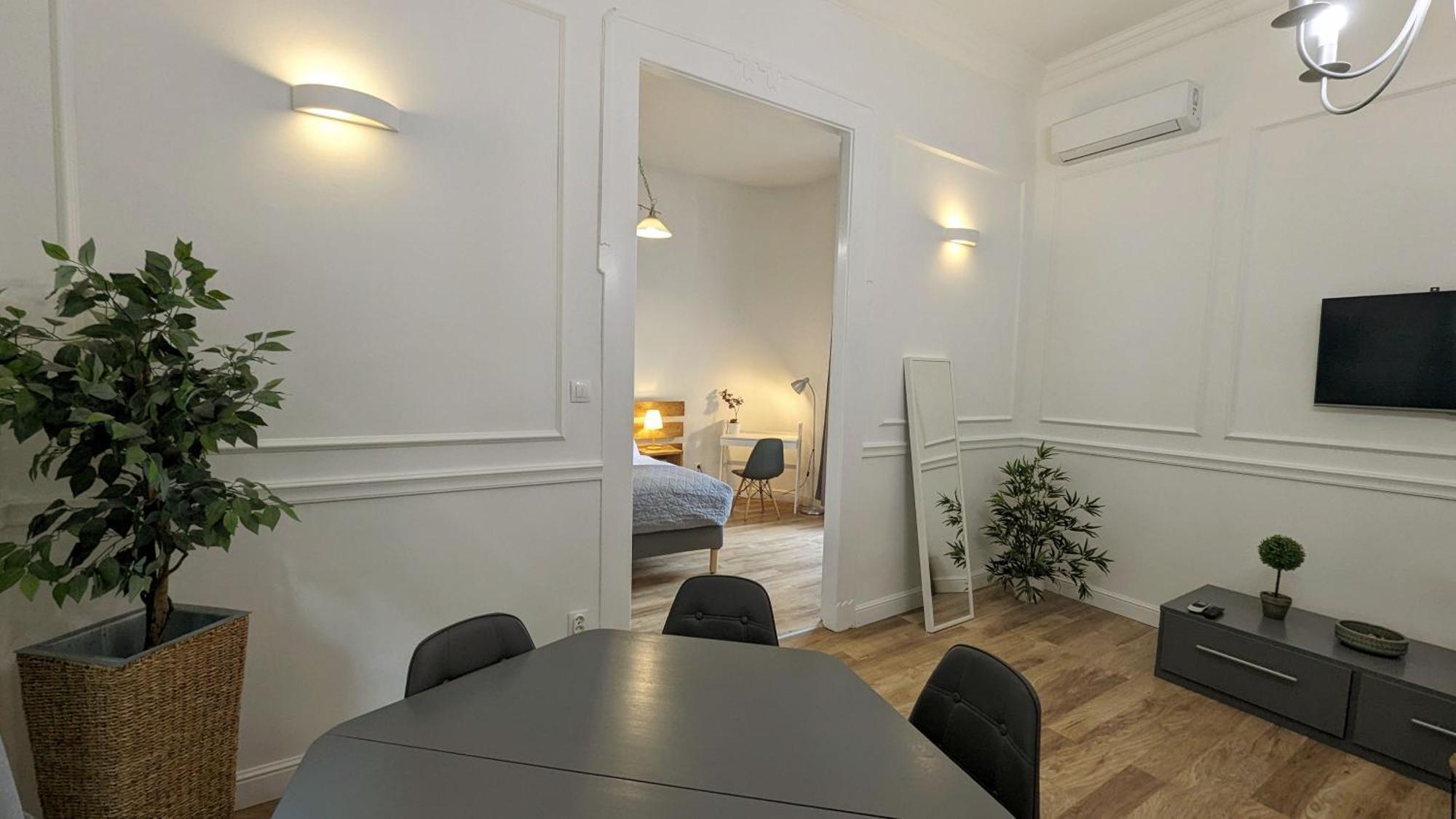 3 Room Apartment In The Beautiful Street Budapeşte Dış mekan fotoğraf
