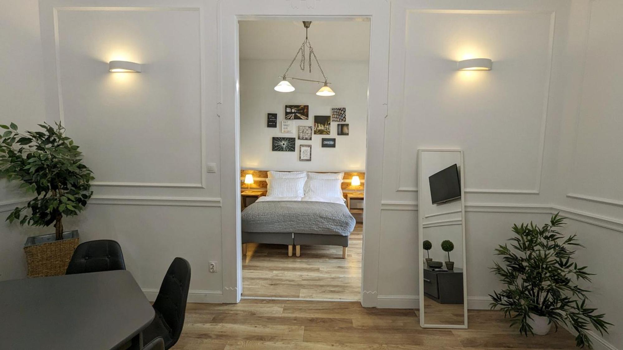 3 Room Apartment In The Beautiful Street Budapeşte Dış mekan fotoğraf