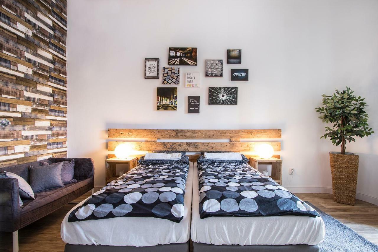 3 Room Apartment In The Beautiful Street Budapeşte Dış mekan fotoğraf